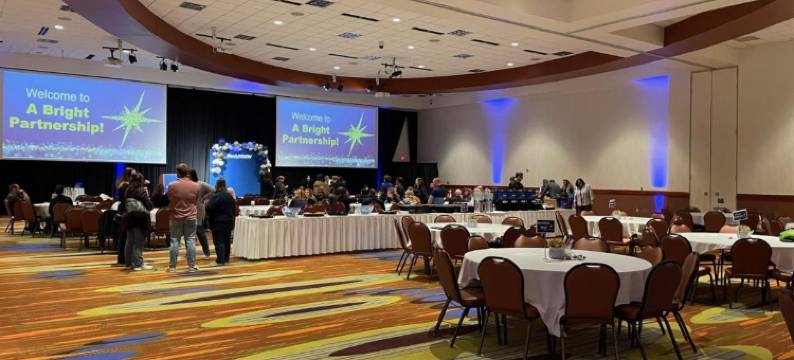 巴利的四城市(Bally's Quad Cities Casino & Hotel)图片