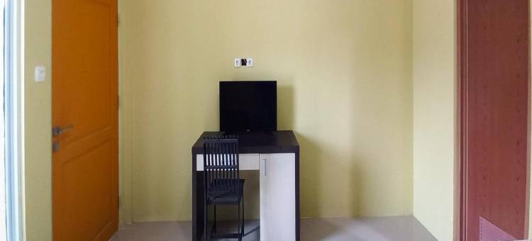 FARAH Homestay Syariah Mitra RedDoorz图片