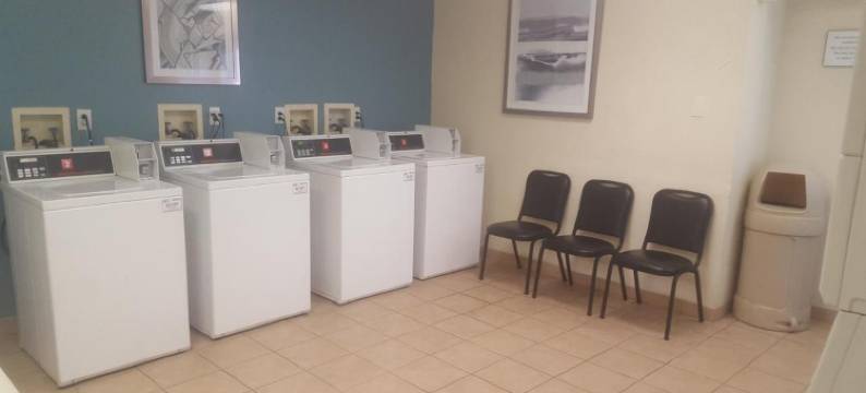 弗吉尼亚里奇蒙德 6 号开放式公寓酒店 - I-64 西(Studio 6 Extended Stay - Richmond, VA - I-64 West)图片