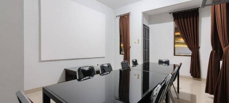 红多兹伊斯兰酒店-近茂物喷泉公园(RedDoorz Syariah Near Taman Air Mancur Bogor)图片