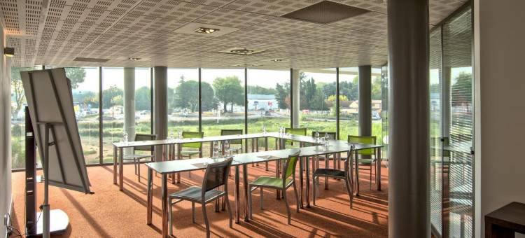 宜必思尚品佩尔蒂 Portes du Luberon 酒店(Ibis Styles Pertuis Portes du Luberon)图片