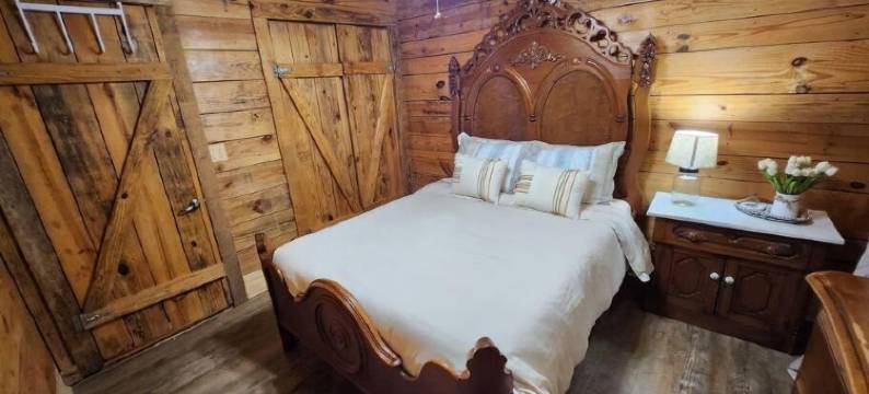 10. Swan Creek Cabin图片