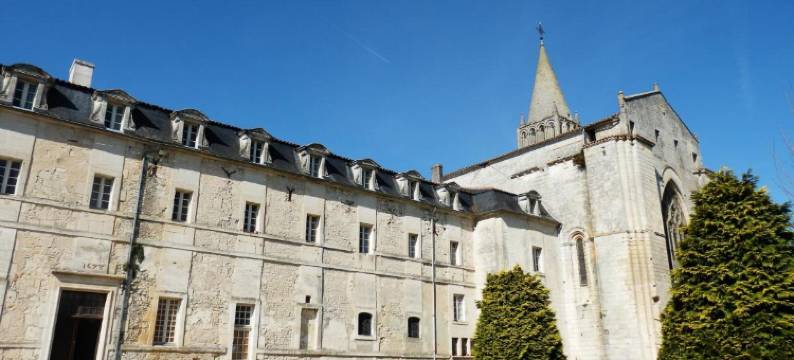 艾希尔罗吉斯酒店(Logis Hôtel Restaurant l'Essille)图片