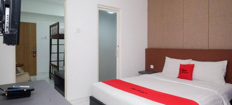 红多兹酒店公寓-近科洛马杜收费出口(RedDoorz Apartment Near Exit Toll Colomadu)图片
