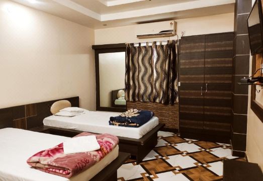 Hotel Bhagwani Palace Hotel Overview