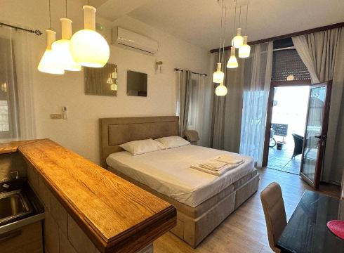 Apartments Lungo Mare Hotel Overview