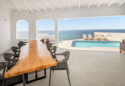 Puerta Al-Mar VillaHotel Overview