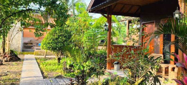 特特巴图山谷简易别墅(Tetebatu Valley Bungalows)图片