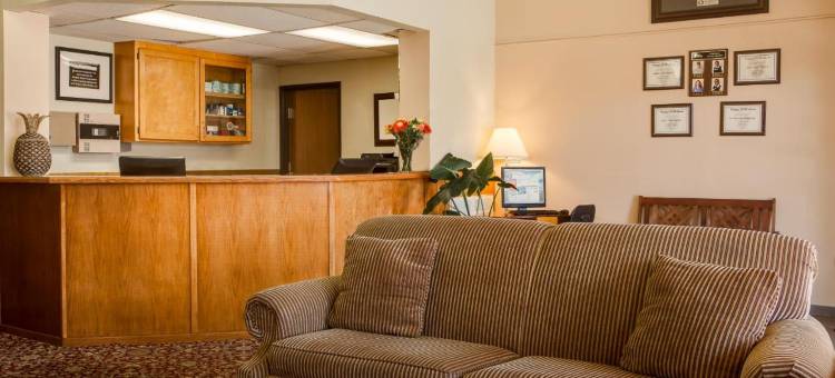 曼哈顿温德姆速8酒店(Super 8 by Wyndham Manhattan KS)图片