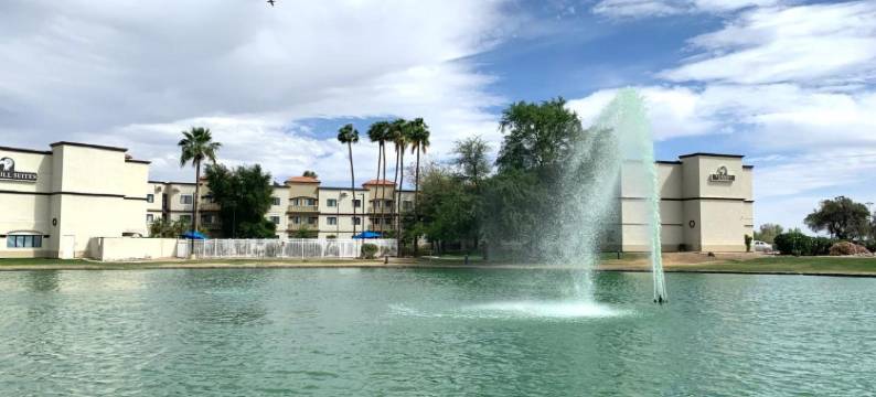 风车套房惊喜-凤凰城，傲途格精选酒店(Windmill Suites Surprise - Phoenix, Ascend Hotel Collection)图片