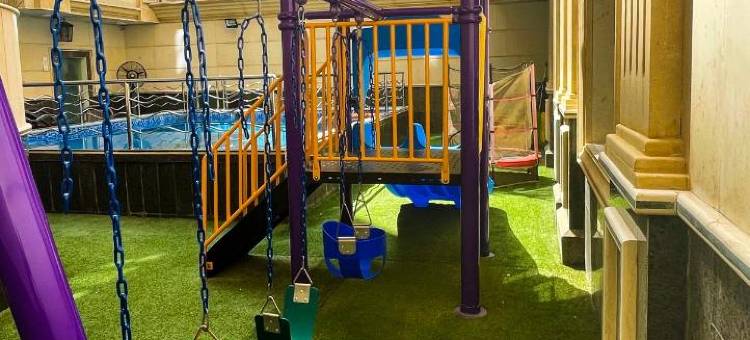 皇冠城酒店(Crown Town Hotel)图片