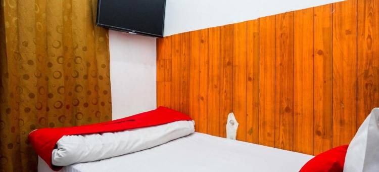 红多兹旅馆@日惹图古金色(RedDoorz at Golden Inn Tugu Yogyakarta)图片