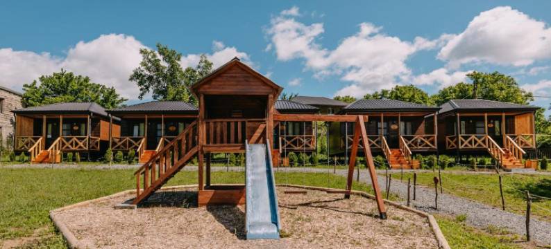 阿特尼城堡小屋(Chateau Ateni Cottages)图片