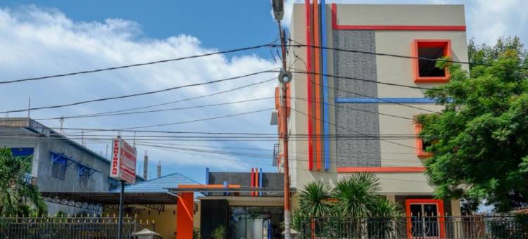 红多兹酒店-近帕卢千禧水上乐园(RedDoorz Near Millenium Waterpark Palu)图片