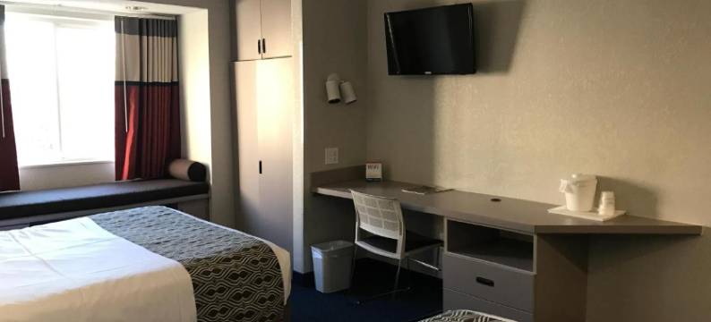 路易斯维尔东部麦客达温德姆酒店(Microtel Inn & Suites by Wyndham Louisville East)图片