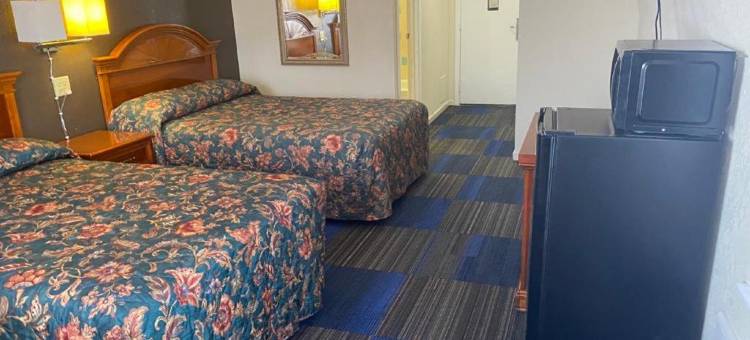 乡村俱乐部酒店及套房(Country Club Inn & Suites)图片