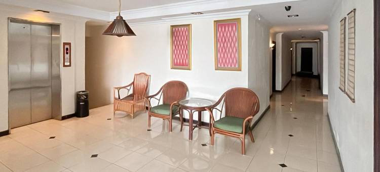 Urbanview Hotel Near Pantai Losari Makassar图片