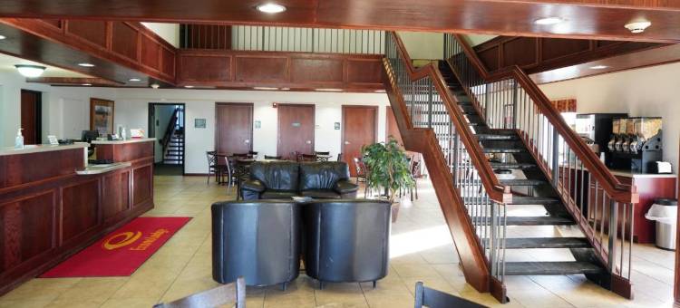 科尔尼罗德威套房旅馆(Econo Lodge Inn & Suites)图片