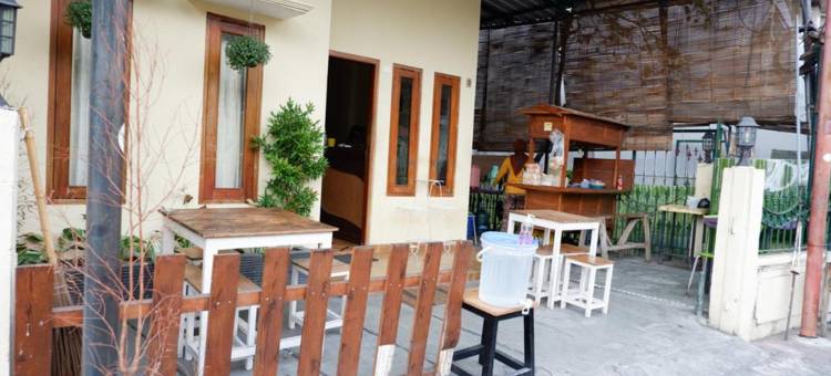 克雷斯纳宾馆玛琅博罗米特拉红门酒店(Khresna Guest House Malioboro Mitra RedDoorz)图片