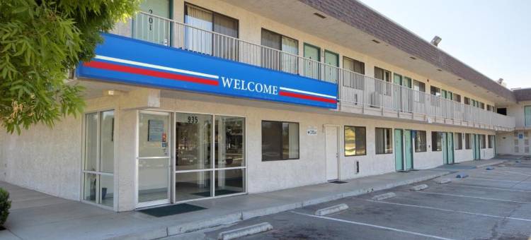 波特维尔6号汽车旅馆(Motel 6 Porterville, CA)图片