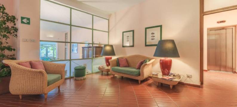 罗西洛可酒店(Hotel Lo Scirocco)图片