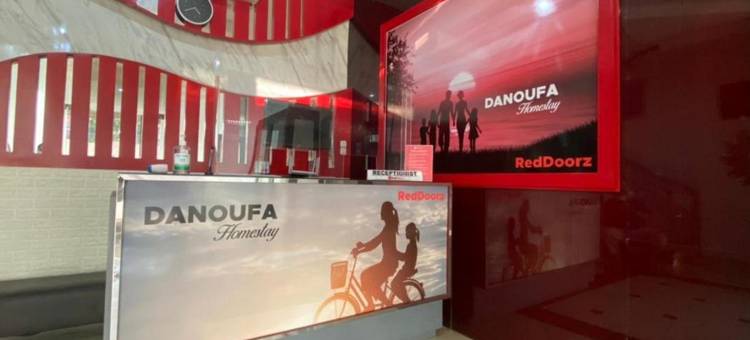 红多兹Plus酒店@拉瓦曼贡(RedDoorz Plus @ Rawamangun)图片