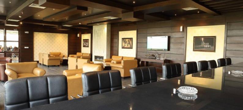 迪菲斯莱雅高尔夫乡村俱乐部酒店(Defence Raya Golf & Country Club)图片