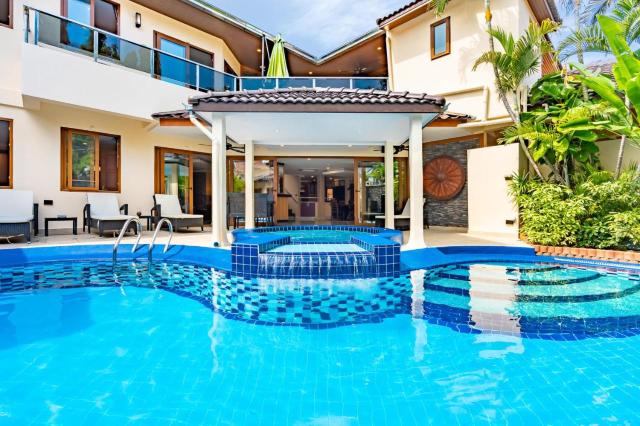 Luxury Pool Villa T1 Near Walking Street Over view