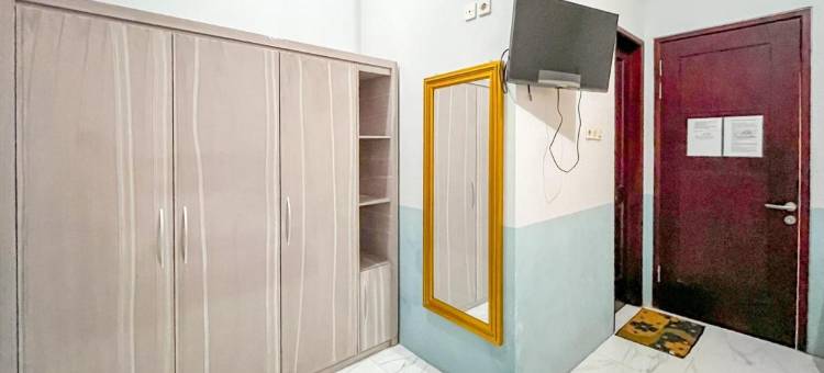 Kusuma Guest House Jombang RedPartner near Station Jombang图片