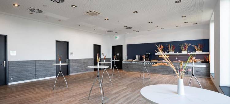 汉堡戴姆门会展中心城际酒店(IntercityHotel Hamburg Dammtor-Messe)图片