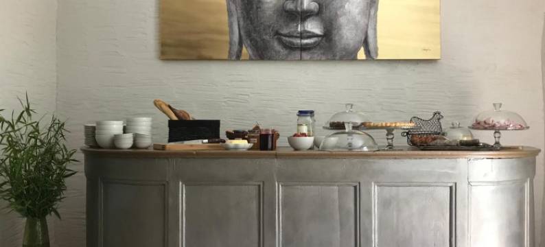 黄金鹅卵石(Les Cailloux Dorés)图片