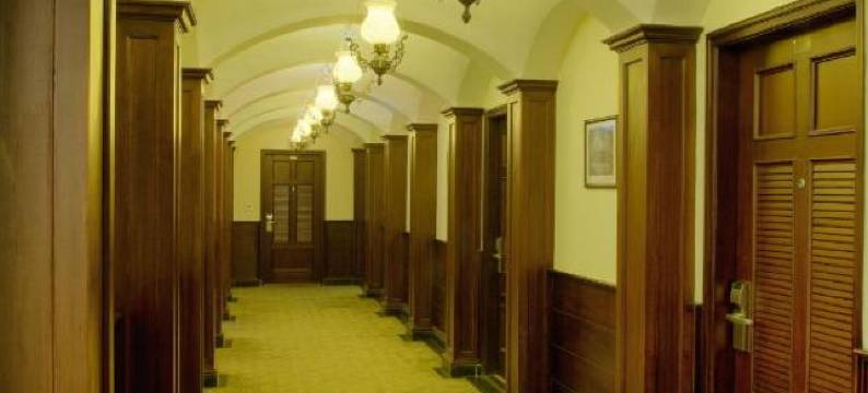 慕苏里皇家兰花堡度假村(Royal Orchid Fort Resort Mussoorie)图片