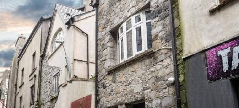 舒适的城市房屋(The Snug Townhouse)图片