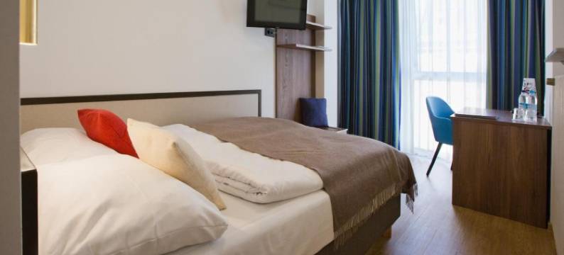 奥巴彻霍夫有限公司酒店(Hotel Aurbacher Hof Gmbh)图片