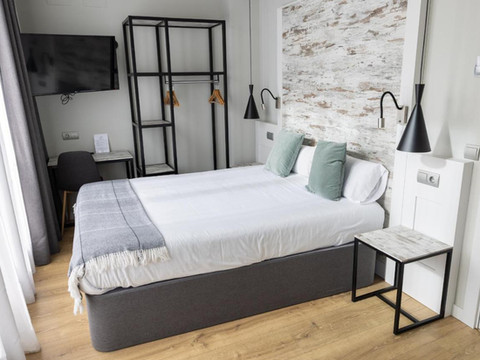 坎普罗东西姆斯酒店