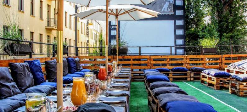 斯塔雷基诺剧院法义公寓式酒店(Stare Kino Cinema Residence)图片