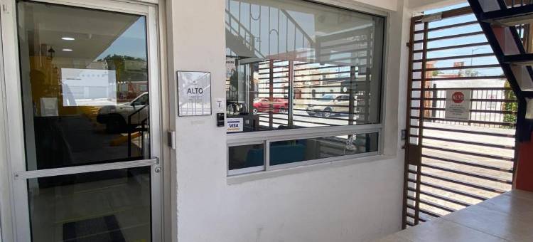 Hotel Los Robles = 洛斯罗布莱斯酒店(Hotel Los Robles)图片