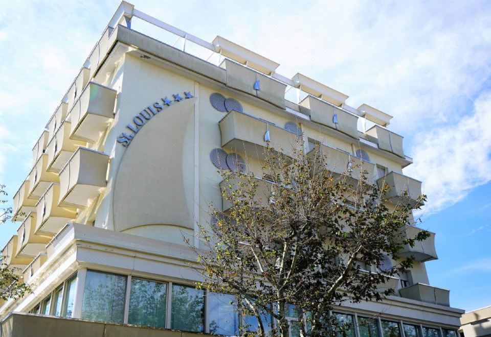 Hotel Saint Louis Hotel Overview