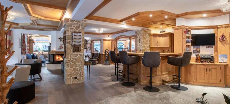 赛西亚瓦里塞酒店(Chesa Valese)图片