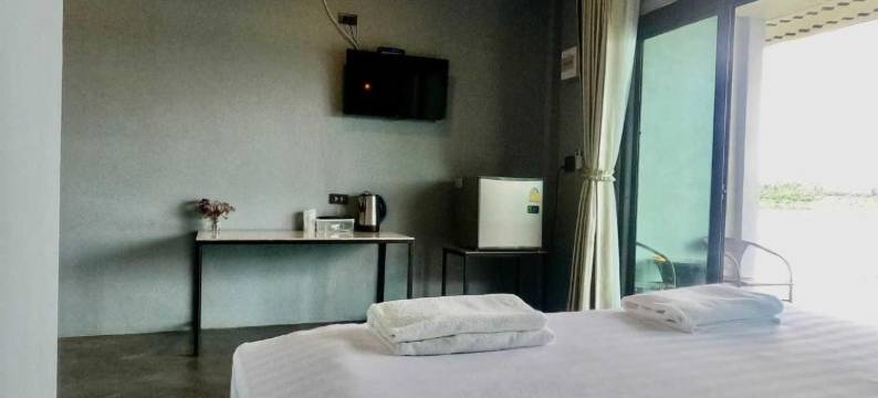 OYO 75530 By the dam cafe and farmstay图片