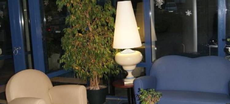 耐沃瓦雷讷沃泽勒宜必思快捷酒店(Ibis Budget Nevers Varennes Vauzelles)图片