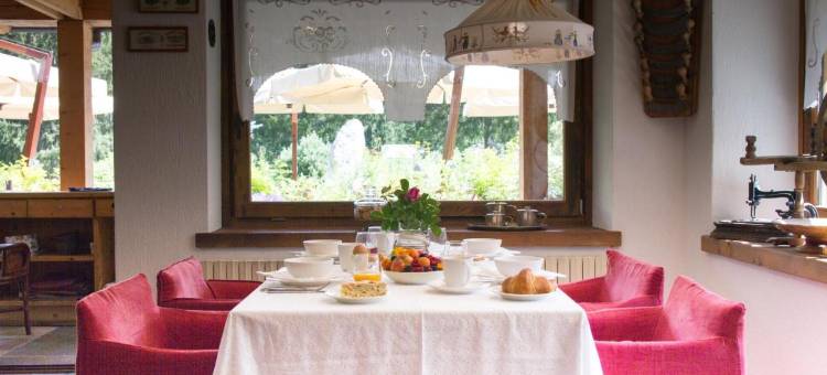 伊甸园小木屋旅馆(Chalet Eden Eco Hotel, Restaurant & Wellness)图片