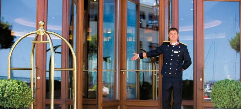 由高沙丘提王宫酒店(Yachthafenresidenz Hohe Düne)图片