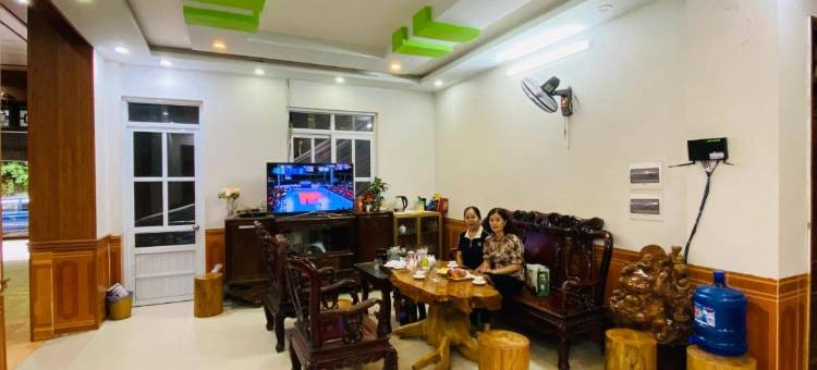 包湖越红酒店(Viet Hoang Hotel Bao Lac)图片