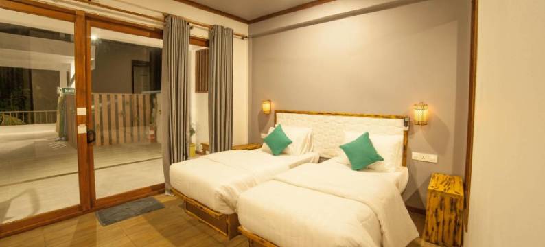 阴影旁酒店(By the Shade)图片