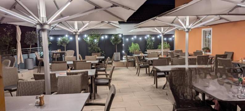 兰托斯咖啡厅酒店(Hotel-Cafe Rathaus)图片