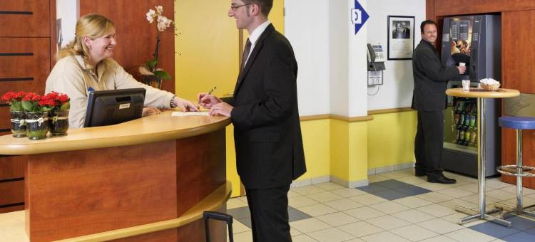 亚琛雷伦边境宜必思快捷酒店(Ibis Budget Aachen Raeren Grenze)图片