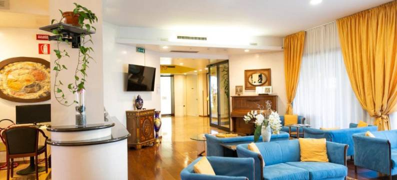 梅拉斯酒店(Melas Hotel)图片