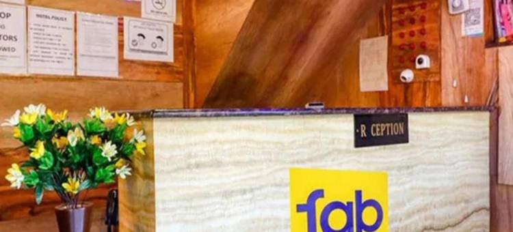 法布安比卡豪华酒店(FabHotel Ambika DX)图片