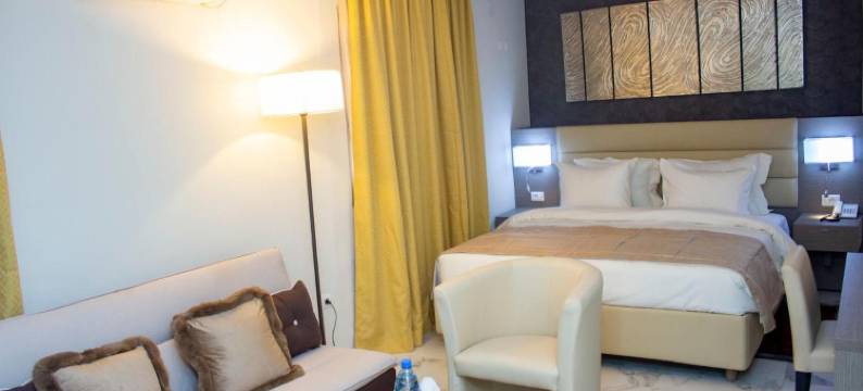 梅里纳酒店(Merina Hotel)图片
